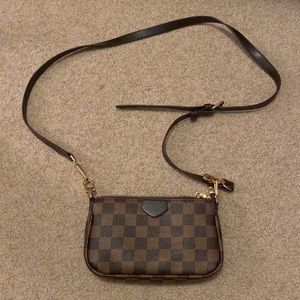 Small brown checkered crossbody purse